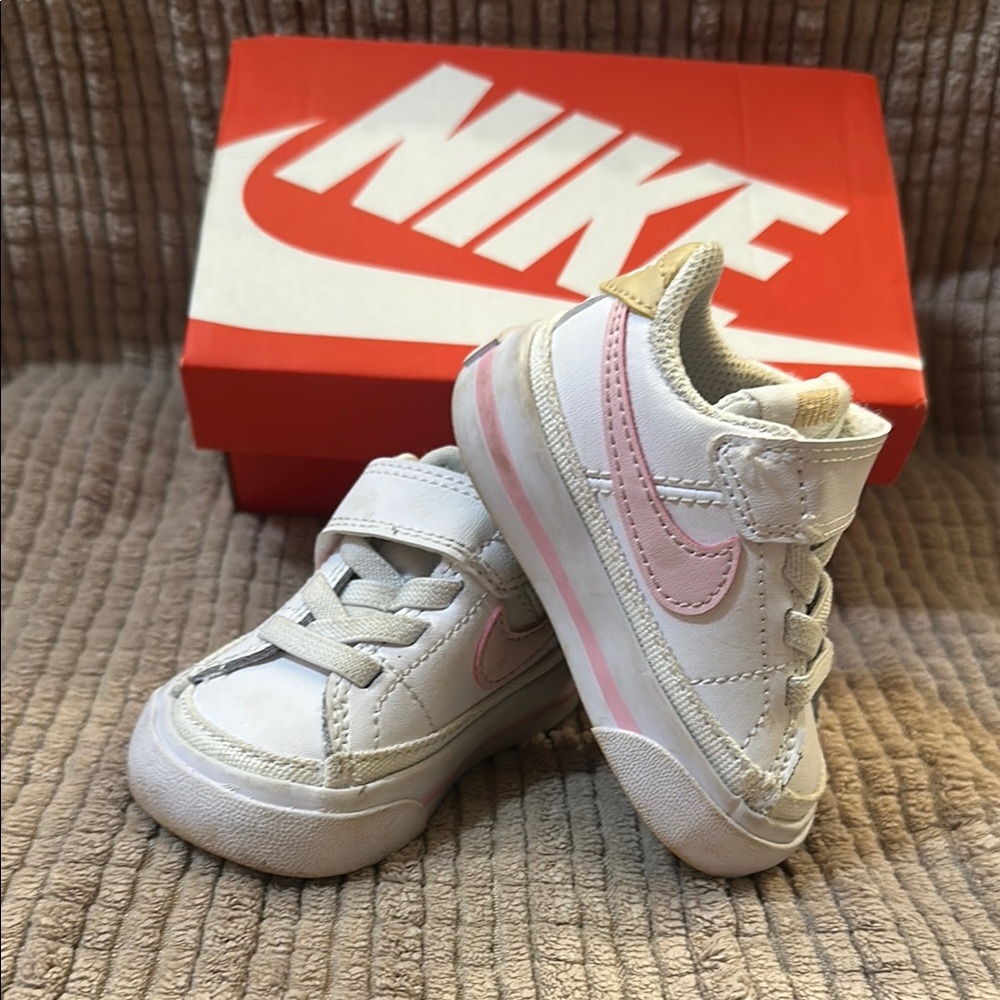 Nike White and Pink Low-Top Sneakers